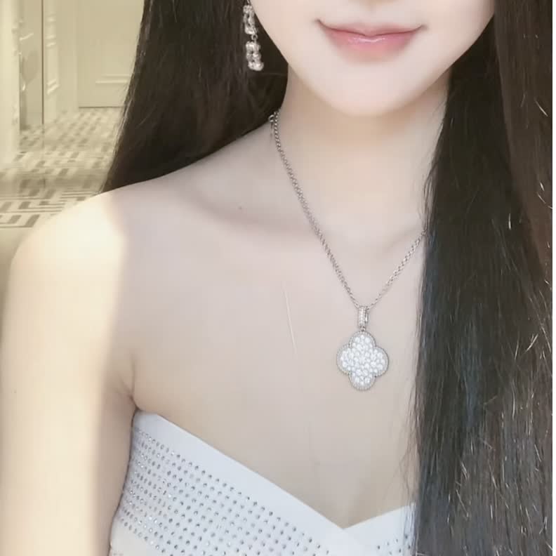 Van Cleef & Arpels Vintage Alhambra Diamond Necklace